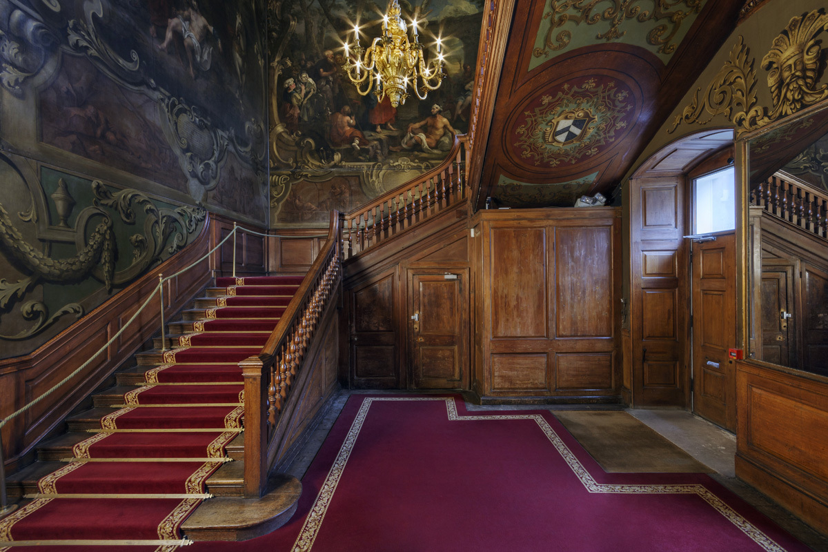 St Bartholomew's Hospital Museum - traditional hospital staircase wooden panelling - chandelier