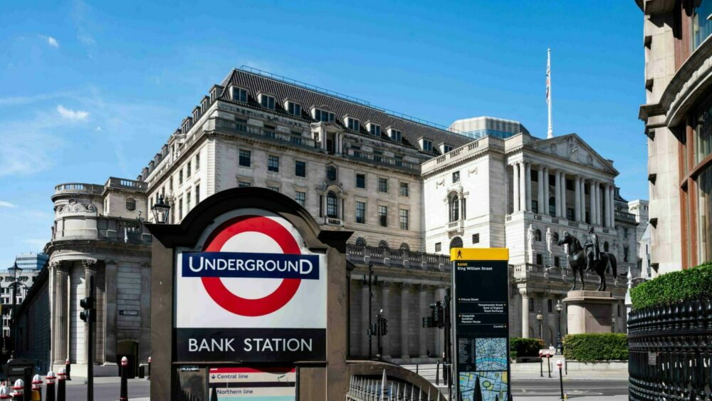 Time to Get Lost! Facts About Bank Station
