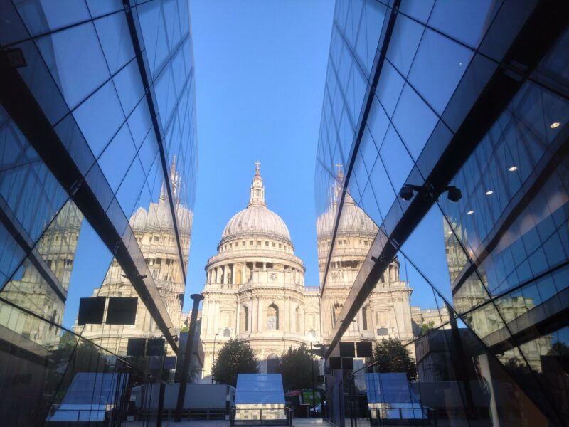 Free guided walks: How the Past Shapes the City